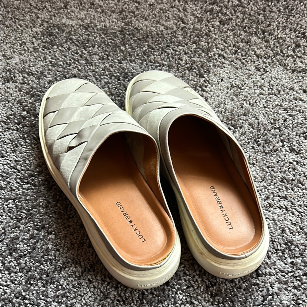 Lucky Brand Women's Cream Slip-On Shoes
